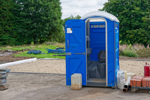 Types of Portable Toilets We Offer in Thatcher, AZ